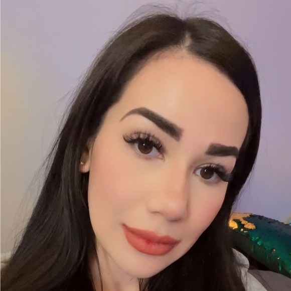 Meet your Posher, Jasmine - Picture 2 of 2